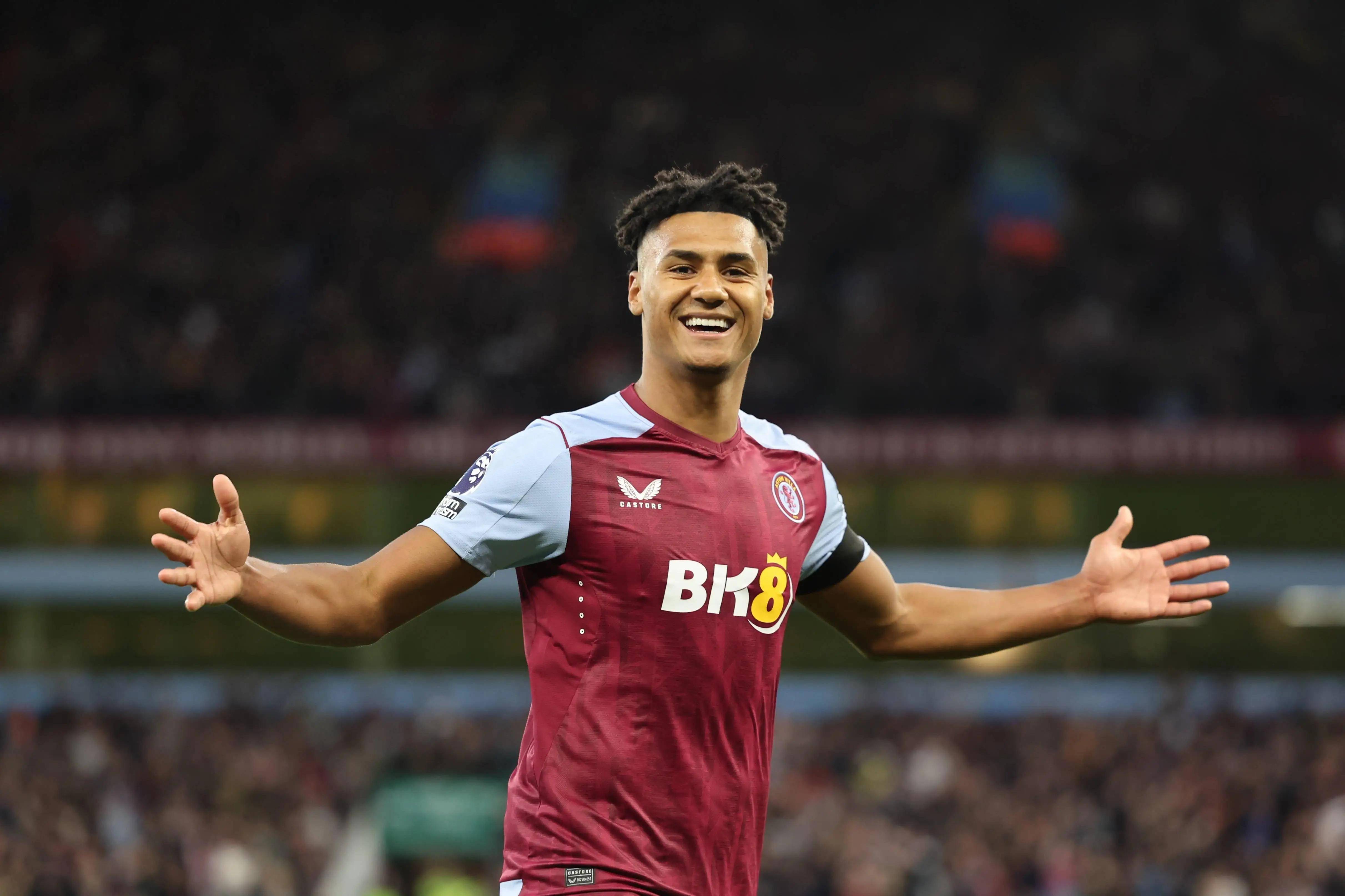 世体：巴萨已向市政府申请1C许可证，诺坎普有望容纳6.2万人（世体：巴萨已向市政府递交1C许可申请，诺坎普预计可容纳6.2万观众）