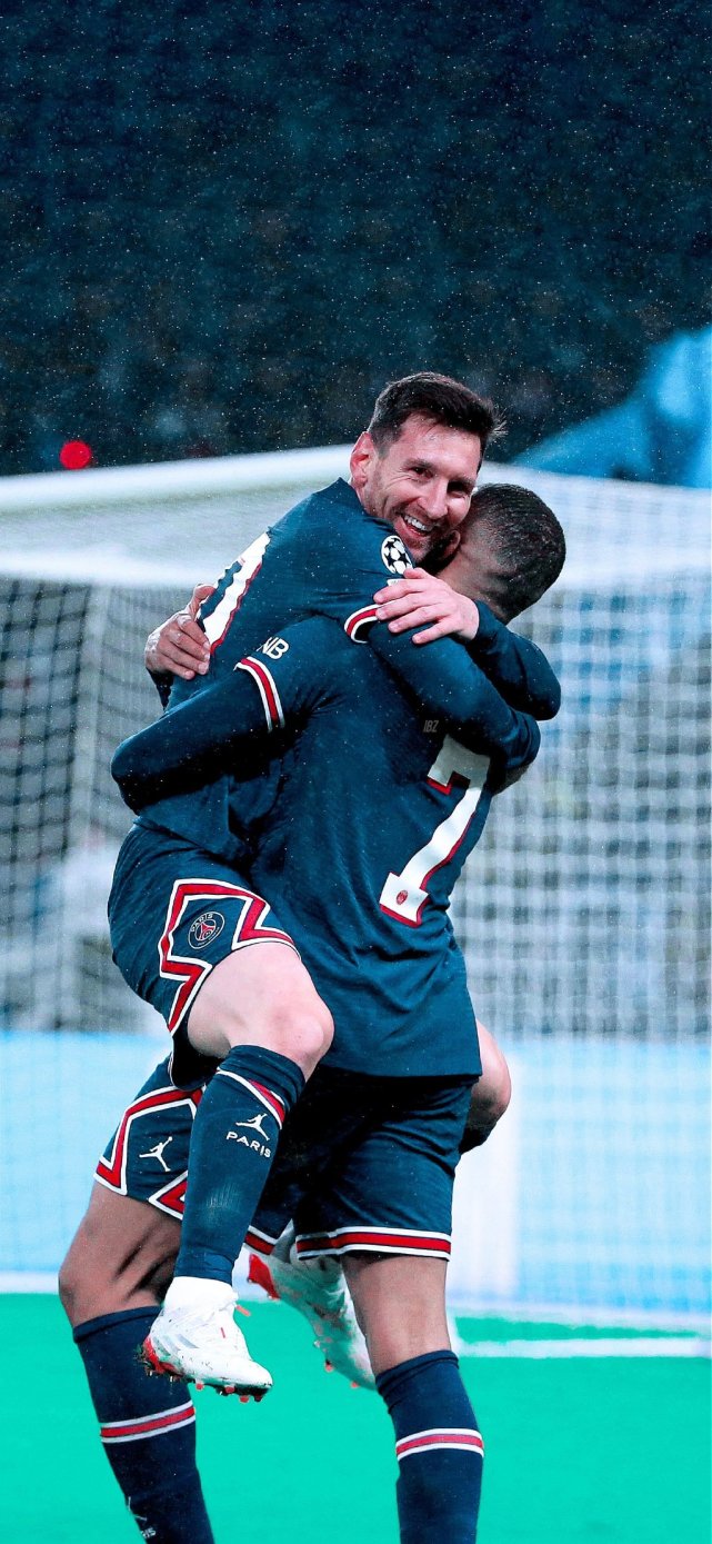 意媒：齐米卡斯无法说服加斯佩里尼，罗马找寻其他左后卫人选