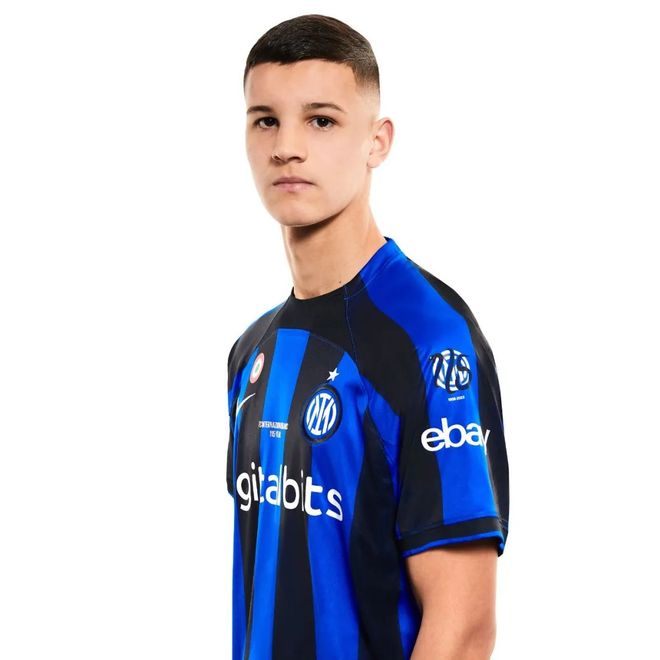 迈尔：对诺伊尔是否会重返德国国家队的反复讨论毫无意义（迈尔：不停炒作诺伊尔是否重返德国国家队毫无意义）