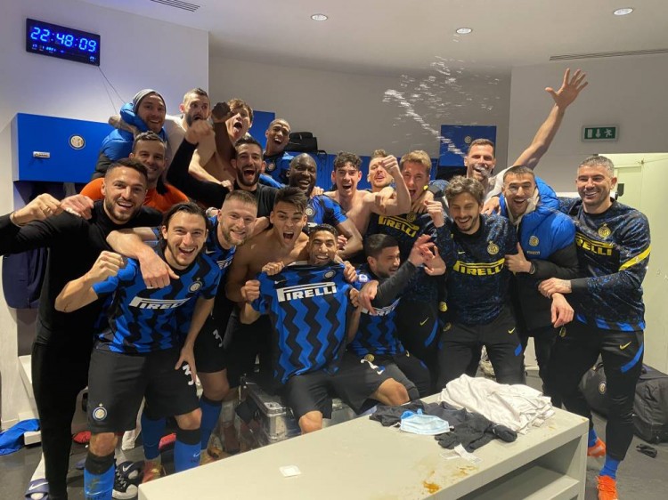 英超-曼城3-0轻取水晶宫，哈兰德梅开二度福登贴地斩破门（英超：曼城3-0完胜水晶宫，哈兰德梅开二度，福登低射破门）