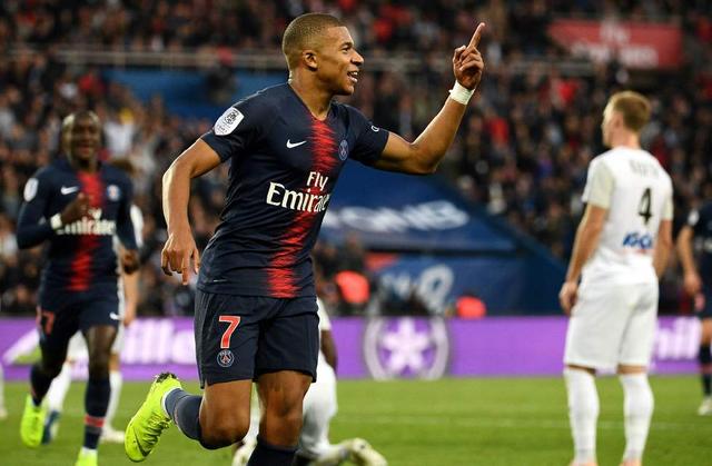 球星连续三次强硬打成